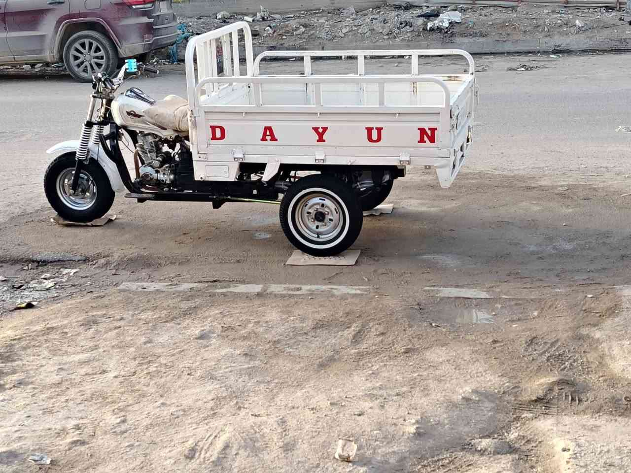 السلام عليكم للبيع موديل 20 توها معمره سعر 1،800 الرقم ***********
