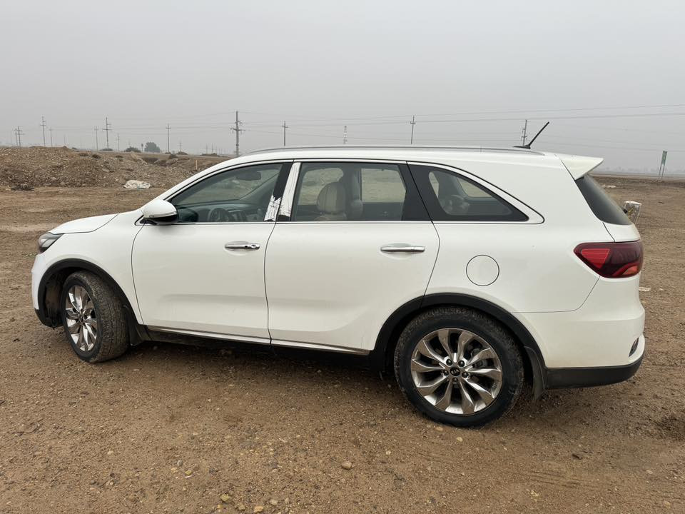 للبيع سورنتو 2018 خليجي 6سلندر بصمه السياره فول مواصفات  سايد بريك دكمه صندوك شفط بيه تبديل قطعتين رقم او مكان السياره ميسان ***********

‭0770 898 5944‬
