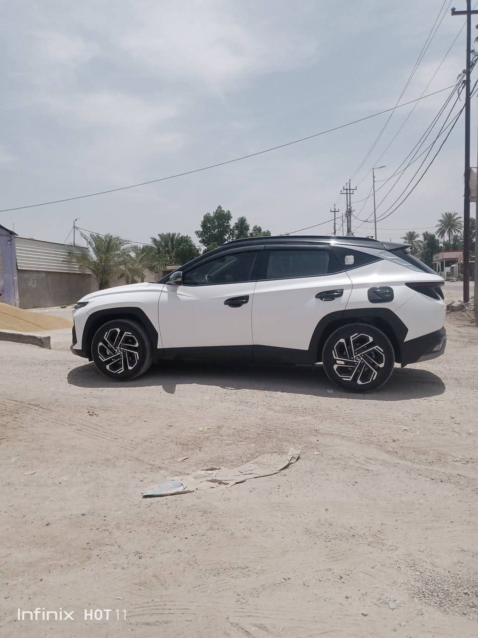 هونداي توسان خليجي 
توكلر  : سقف أسود

كفاله عامه 

رقم اربيل 

عداد المسافه : 33 الف km فقط

الموديل : 2025

حجم المحرك :  2000 دوش 

حساس امامي خلفي 

 بصمة تشغيل وابواب تشغيل عن بعد

جنطة كهرباء

تبريد قطعتين - مقاعد كهرباء اماميه 

مقاعد تبريد - مري شفط - اشاير مري 

مثبت سرعه - سايد بريك كهرباء 

شاحن وايرلس - لايت الامامي زينون + لد

بردات خلفيه - ويل كب حجم 19

مكان السيارة ؛ النجف لاشرف

كفاله عامه من شخط

***********

السعر230 وبيه مجال أمانت الله سياره كلش نضيفه

