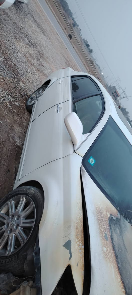 افلون ٢٠٠٨ فول ٥٥ وبيهه مجال قليل مامله كامله وهزه داخله باقيه بس على البصمه العنوان ديالى *********** *********** اتصل وتدلل
