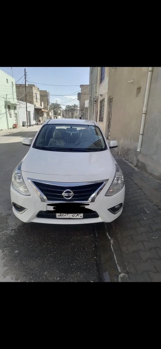 سياره نيسان سني هندي مديل ٢٠٢٢ ماشيه ٨٨ ألف  جديده مكفوله من كل شي فقط بيها شبر بارد قبق الصندوق على وضع الشركه جديده ومرتبه 
التفاصيل اكثر الاتصال
 *********** 
***********
