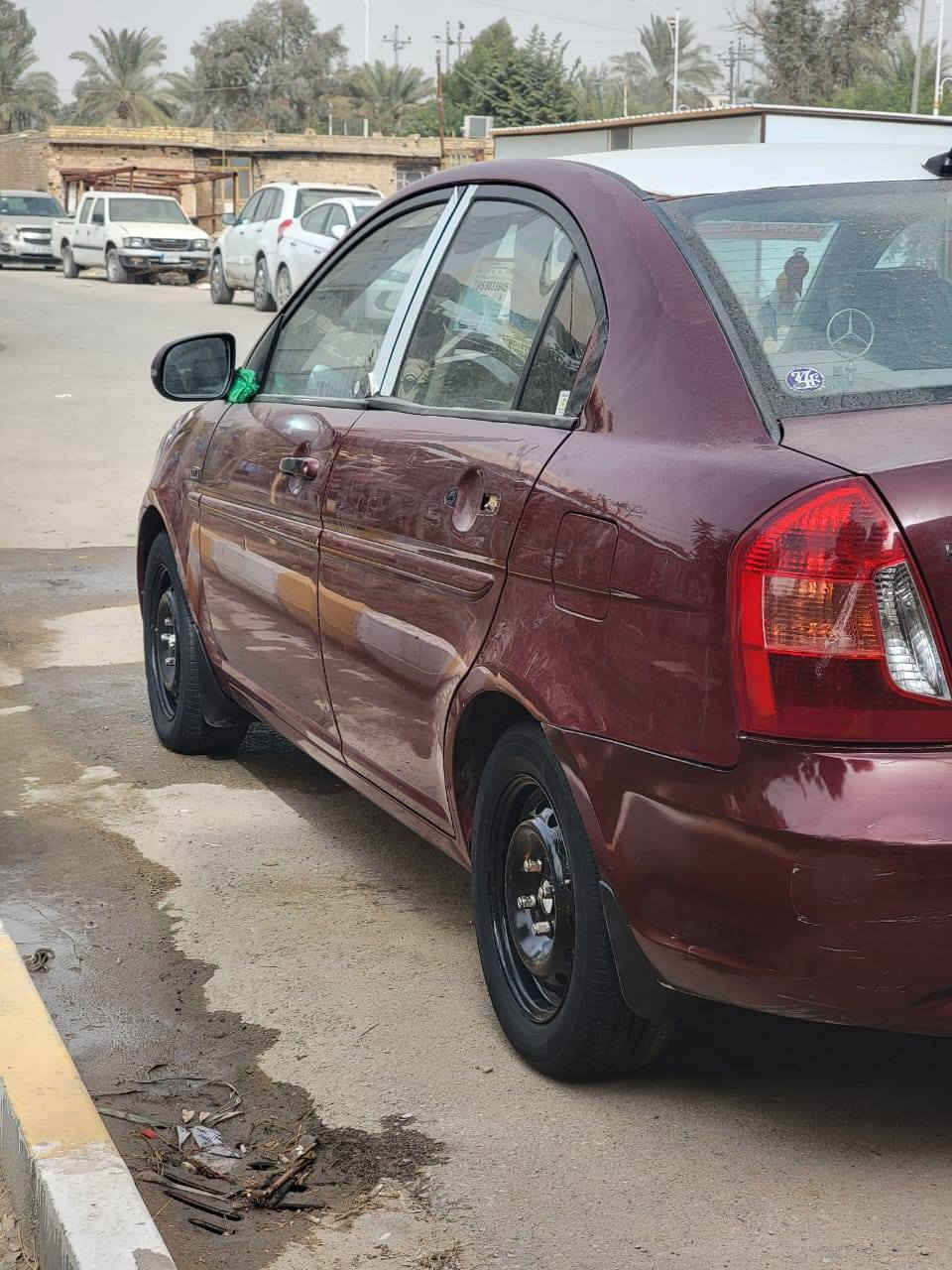 السلام عليكم سياره للبيع موديل 11خليجي باسمي كفاله عامه لامعجون ولاصبغ نضافتهه نفس البصورة مكاني ناصريه مركز راح احط رقمي والشراي يتصل ***********
