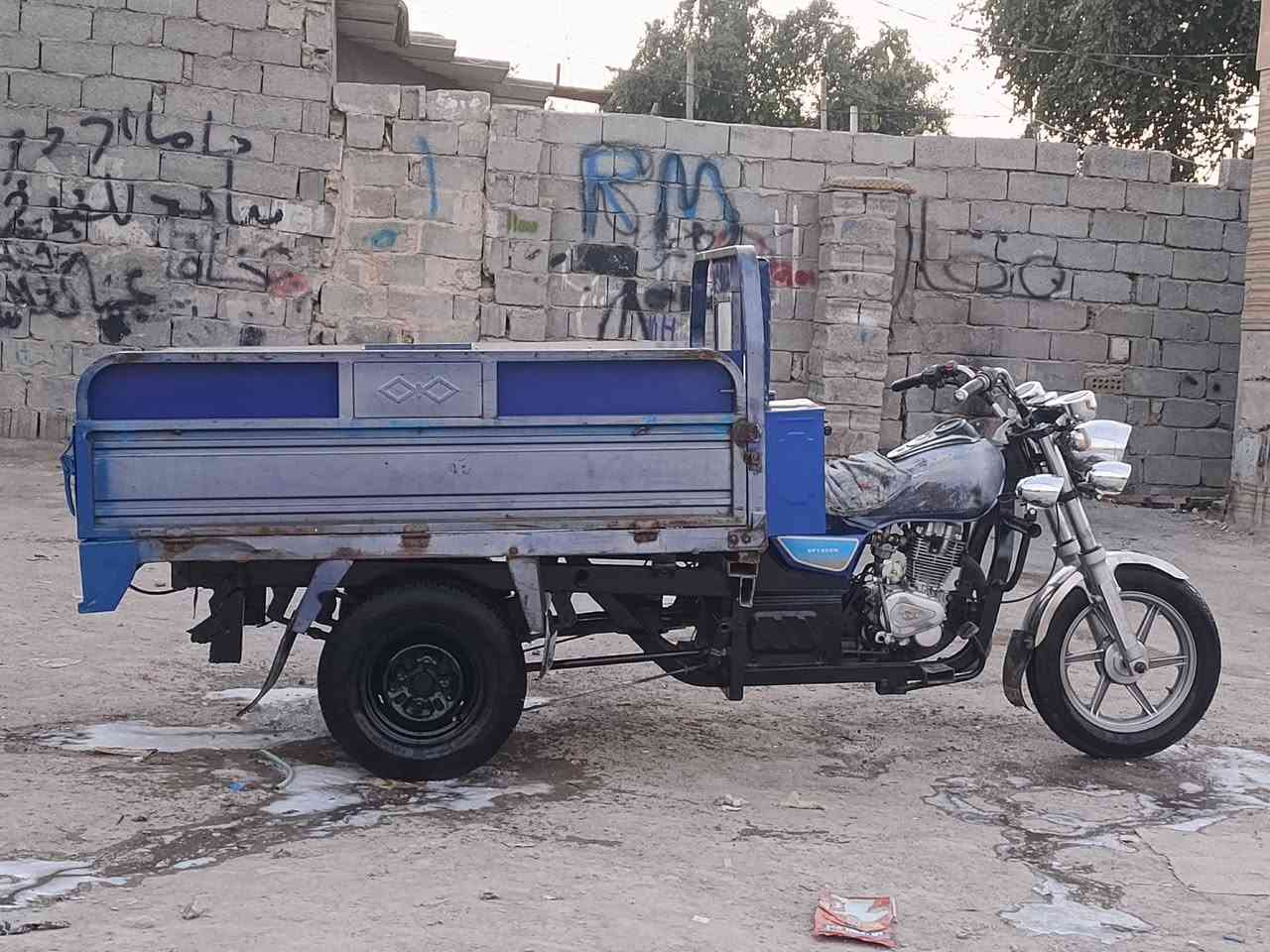 السلام عليكم ستوته للبيع موديل 15 محرك 23 بيها باج بالرقبه بكاني كربلاء حي الغدير***********
