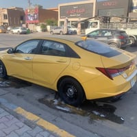 اللنترا افانتي موديل 22 وارد خليجي حادثها باب السائق وجاملغ وبنيد بدون...
