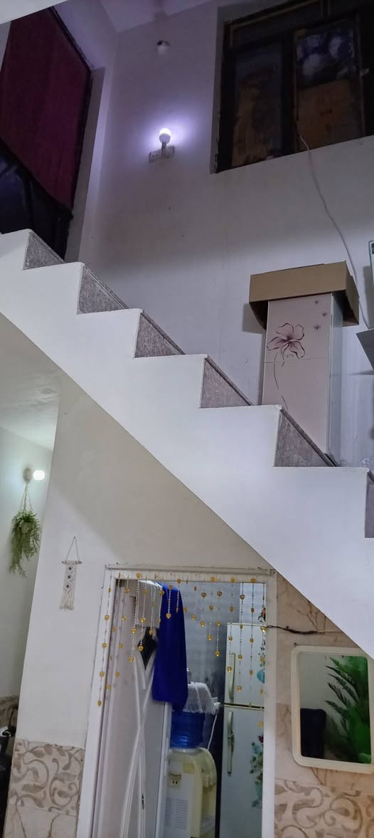 مشتمل ٥٠م للبيع خلف مستشفى الوارث للاورام خلف مدارس العميد طابوك صب مسلح طابق واحد للاستفسار الاتصال على الرقم ***********
