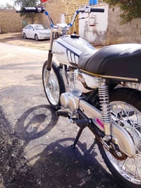 دراجه للبيع بدون صارلها شهرين من معمره سعر725 بيها مجال قليل 077255723...