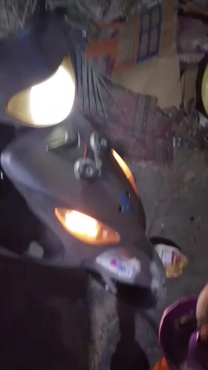 سلام عليكم منغولي للبيع نقص عداد واكفو والكيج مال بانزين والباقي كله شغالة لايت عالي  ناصي الشاير مكينة حلوة الدراجة مجفتة كلة جديد تاير جديد السعر 450. وبيه مجال الطيبين المكان العبيدي قرب جامع الامام علي هاذ رقمي ***********
