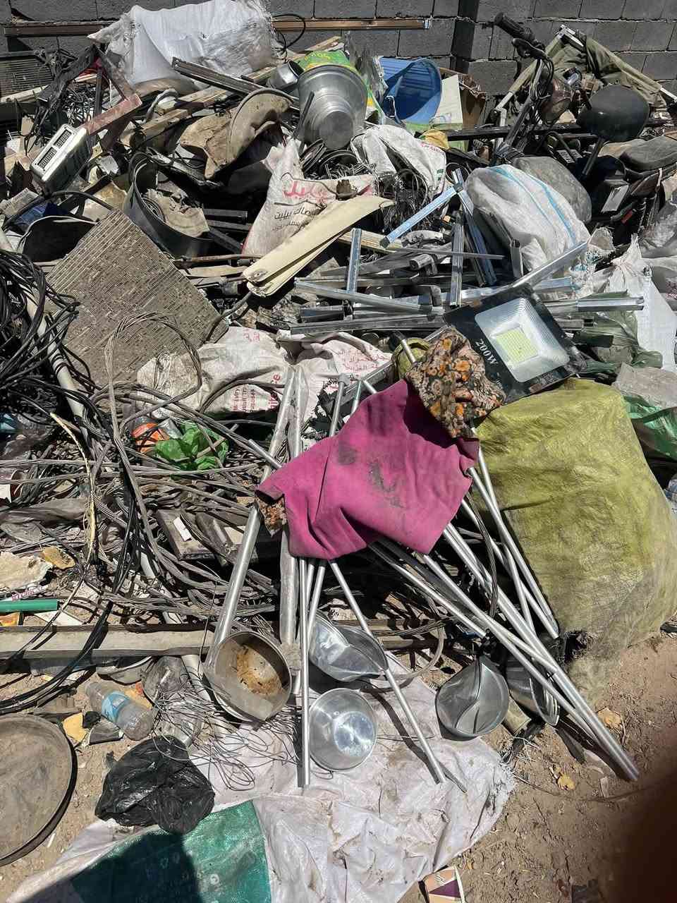 سكراب مواطير فافون للبيع عندي كميات


**إذا كنت صاحب هذا الإعلان وتريد حذفه لأي سبب، رجاءا أرسل رسالة إلى الدعم الفني**