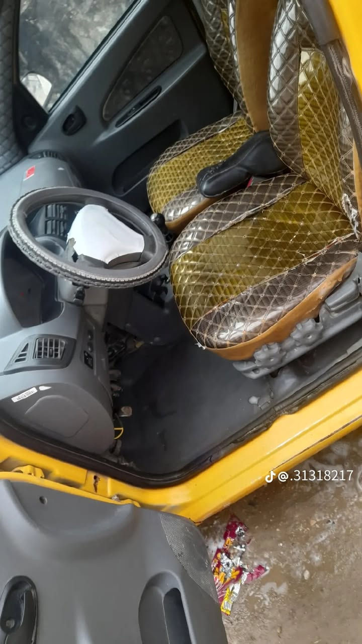 السلام عليكم للبيع طيبه 2015 السيارة خيره من الله مكان السياره بابل السعر 27 رقم الهاتف ***********
