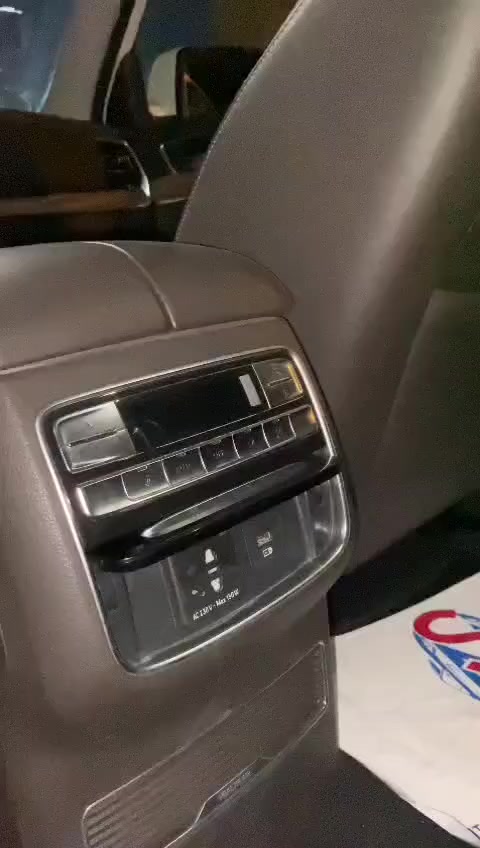 السلام وعليكم سيارة mg rx8 للبيع السياره فول الفول ومكفوله ومثل ما واضح كامكم لل تواصل ***********
