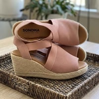 مقاس ٣٩ • توصيل