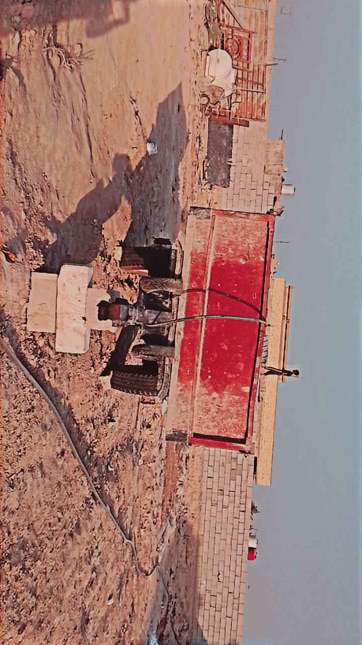 سلام عليكم عربانه سكنريه نساف تاير جديد شاصي مكفول و بدي حلو مكانه البصره سعر 1000 مليون وبيه مجال بصيط ***********   ***********
