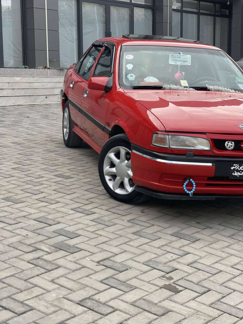 سەرەتا بەناوی خوای گەورە 
ئۆپڵ ڤیکترا مۆدیل 93 زۆر جوان ئاڕم پلاستیک سلێمانی بەشەرتی ئاڕموو ئەوە لیات سەیارەکە کورەیە بۆ جوانی پێشوو دوای کپسە مەکینە 20 گێڕ عادی مەرخوب سیعر 36گەڵا  سەید سادق *********** حلبجة, السليمانية
