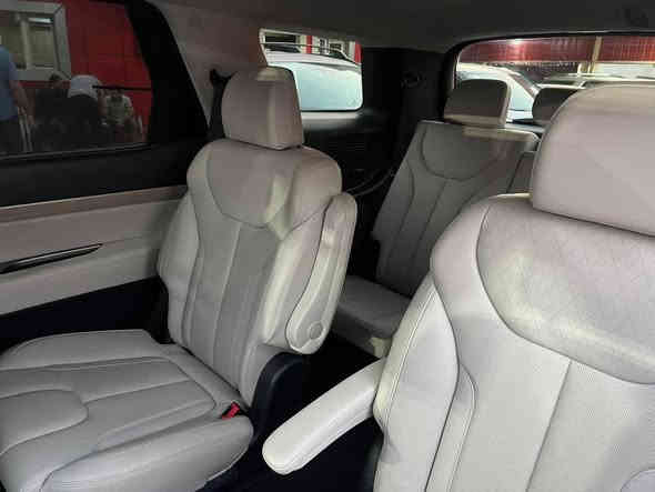 سياره بلسايد موديل 22 نضيفة استخدام شخصي 7 راكب حادث أمامكم ماشيه 45 ميل جديده رقم سليمانيه تحويل مباشرر

***********
270 ورقة عنوان بغداد البياع
