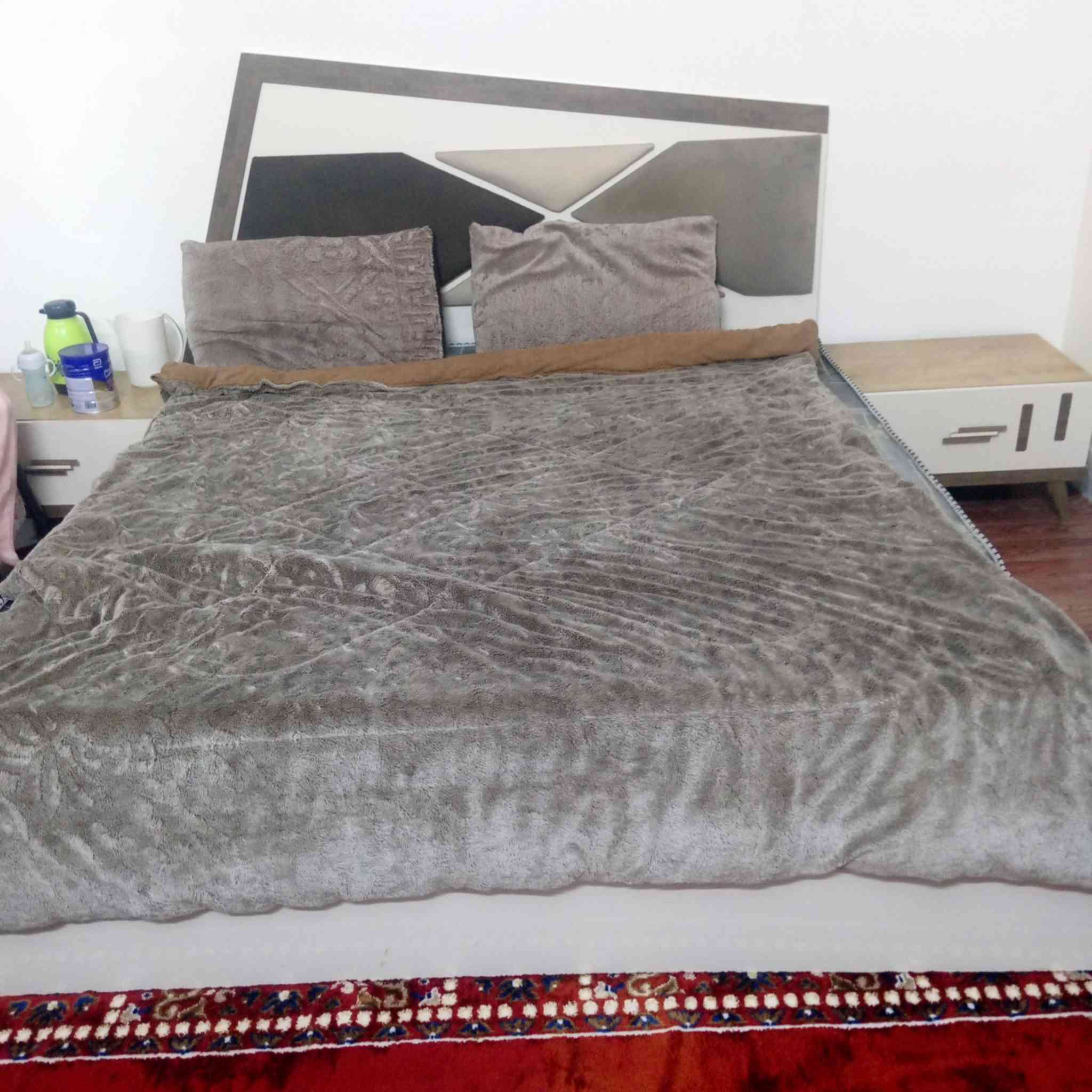 عنوان بغداد العبيدي
غرفه 6قطع السچة مالتهة عطلانة الباب كوة ينفتح بس الباقي مابيها شي كلشي شغال وبيها هواي تفاصيل داخل الكنتور سعر 400


**إذا كنت صاحب هذا الإعلان وتريد حذفه لأي سبب، رجاءا أرسل رسالة إلى الدعم الفني**