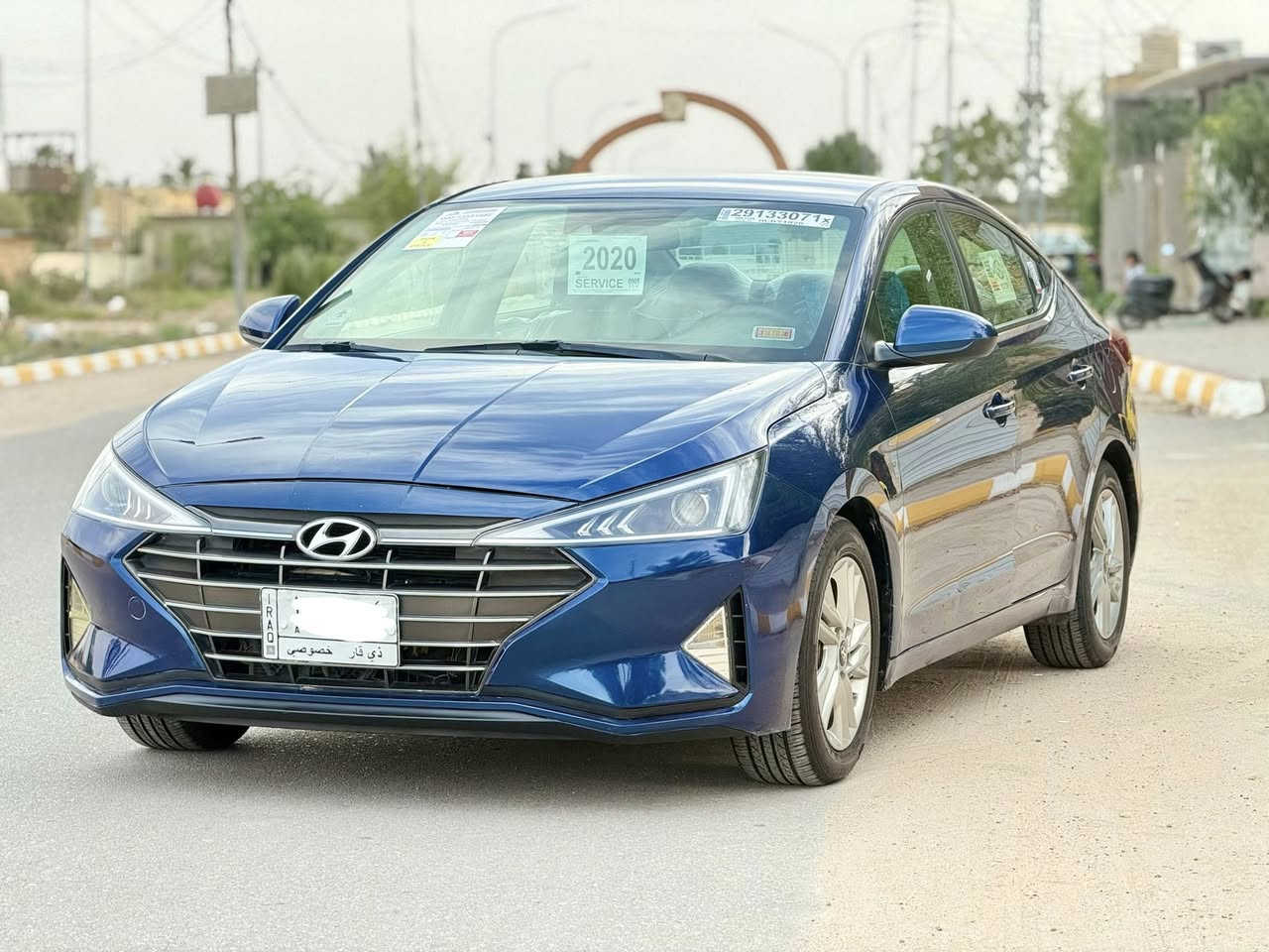 سلام عليكم ورحمة الله هونداي النترا موديل 2020 وارد امريكي حادث دعاميه لامامي  بدون دواخل بدون ارباك هنا بلعراق صار بيها داير جاملغ الخلفي فقط حره مشروع وطني رقم ذي قار تحويل ثاني يوم نص فول مواصفات السياره 
1 شاشه + كامره 
2 رادار خلفي 
3 تحديد مسار 
4 رادار جانبي 
5 لايت خليجي لد نهاري + زنون 
6 داخل لونين رصاصي + اسود 
7ويل كب حجم 16 
8 دسك امامي خلفي 
ماشيه 80 حقيقي سياره جاهزه وجديده كلش العنوان الناصريه المركز السعر 125 وبي مجال الشراي ينتصل ويدلل موبايل // ***********
