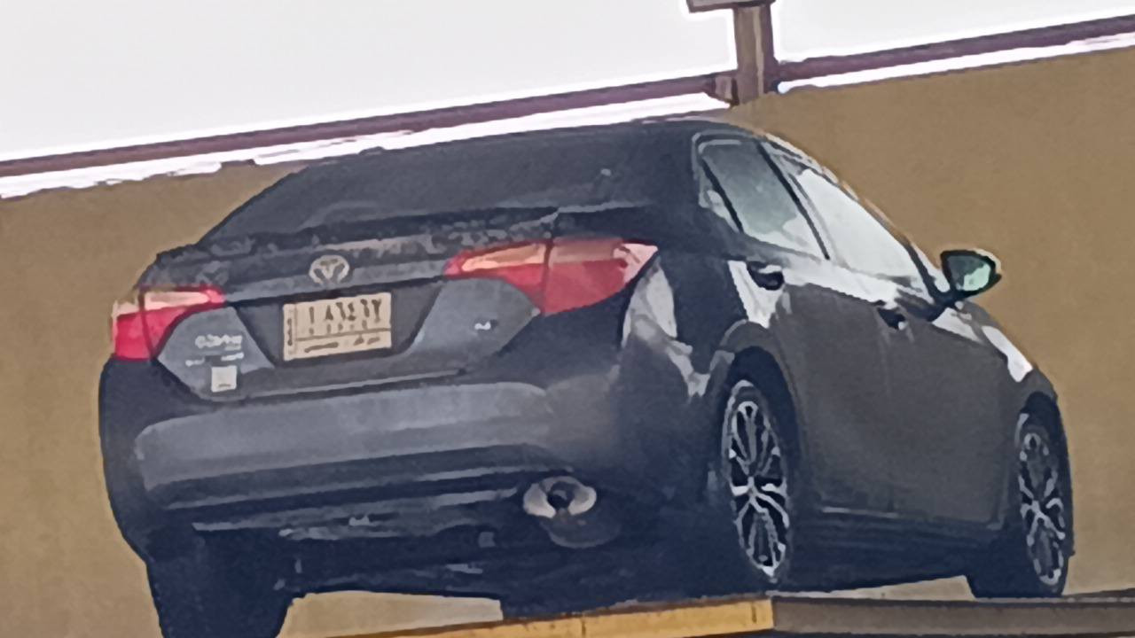 السلام عليكم
كورلا البيع 
موديل2017
رقم ذي قار
حادثه بجم+بيه ملاحضات 
مكانه ناصريه مركز 
الشراي اتصل وبيك خير وتدلل
الرقم: ***********
