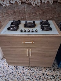 للبيع طباخ نوع LC  لون ابيض مثل مابل صوره السعر ١٢٠الف اي ستفسار عنوان...