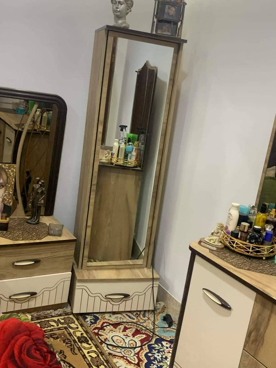 غرفه تركيه اصليه متانه واضحه نضافه  90%للبيع بدون دوشك 9 قطع سعر 600 وبيه مجال


**إذا كنت صاحب هذا الإعلان وتريد حذفه لأي سبب، رجاءا أرسل رسالة إلى الدعم الفني**