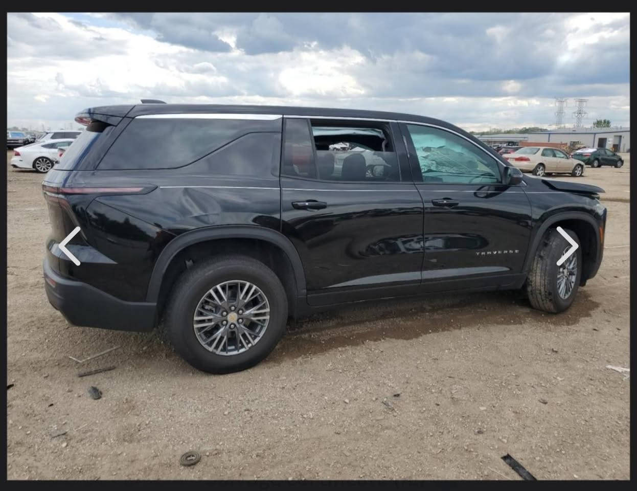 تحيه طيبه
2024 Chevrolet Traverse, LS
ترافرس 2024 ال اس 
لون اسود دخول جديد 
سبعه راكب 
رقم بغداد 
الضرر كما مبين بالصور 
واجه باب الصدر بي صيغ من امريكا 
البجم والحوض والدواخل مكفوله 
السعر 27500 $ قابل للتفاوض بالمعقول 
***********
