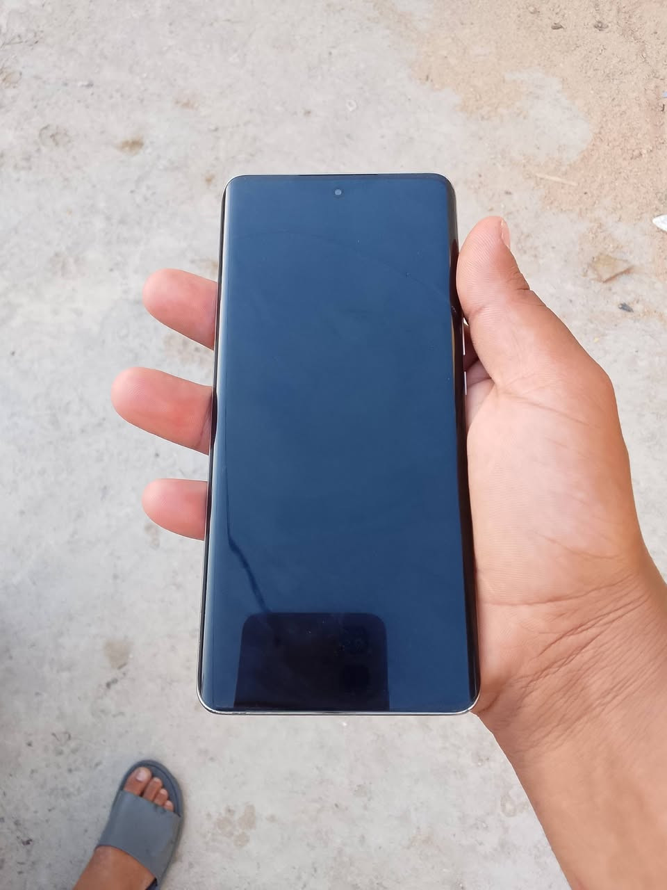 السلام عليكم هونر اكس ٩اس ذاكر 256 بي فطر بل شاشه ***********
