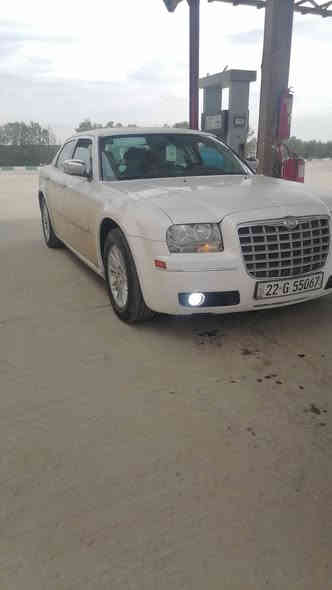 السلام عليكم

اوباما مديل 2010 أصل 4 جوكات 

لون أبيض 

دواخل عسلي كشن حضن 

مكينه 3500 أصل  قبل شهر شديته
 رقم أربيل دولي 

اكسن حداديه كله جديد 

دبل مروحه 

تبريد ثلج 

منضومه زنون 

السعر 130 وبيه مجال للشراي

مكان السياره بغداد مدينه الصدر 

***********
