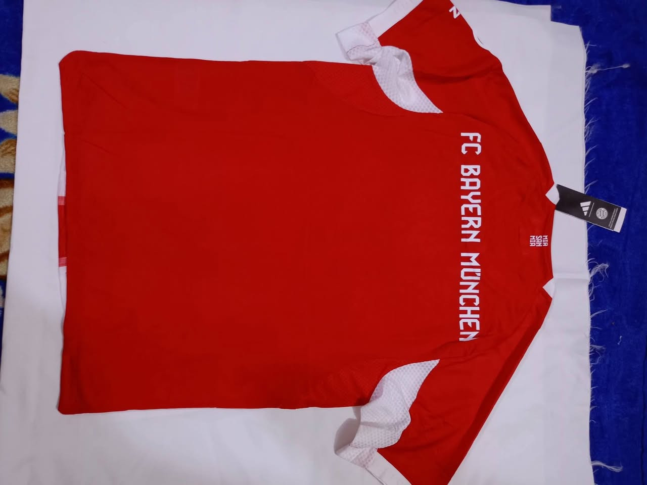 دريسات تايلاندي الاصلي ..شعار جلاتين 
متوفر /برشلونة /بايرن ميونخ .. كل القياسات متوفرة 

سعر الدريس 7000 فقط


**إذا كنت صاحب هذا الإعلان وتريد حذفه لأي سبب، رجاءا أرسل رسالة إلى الدعم الفني**