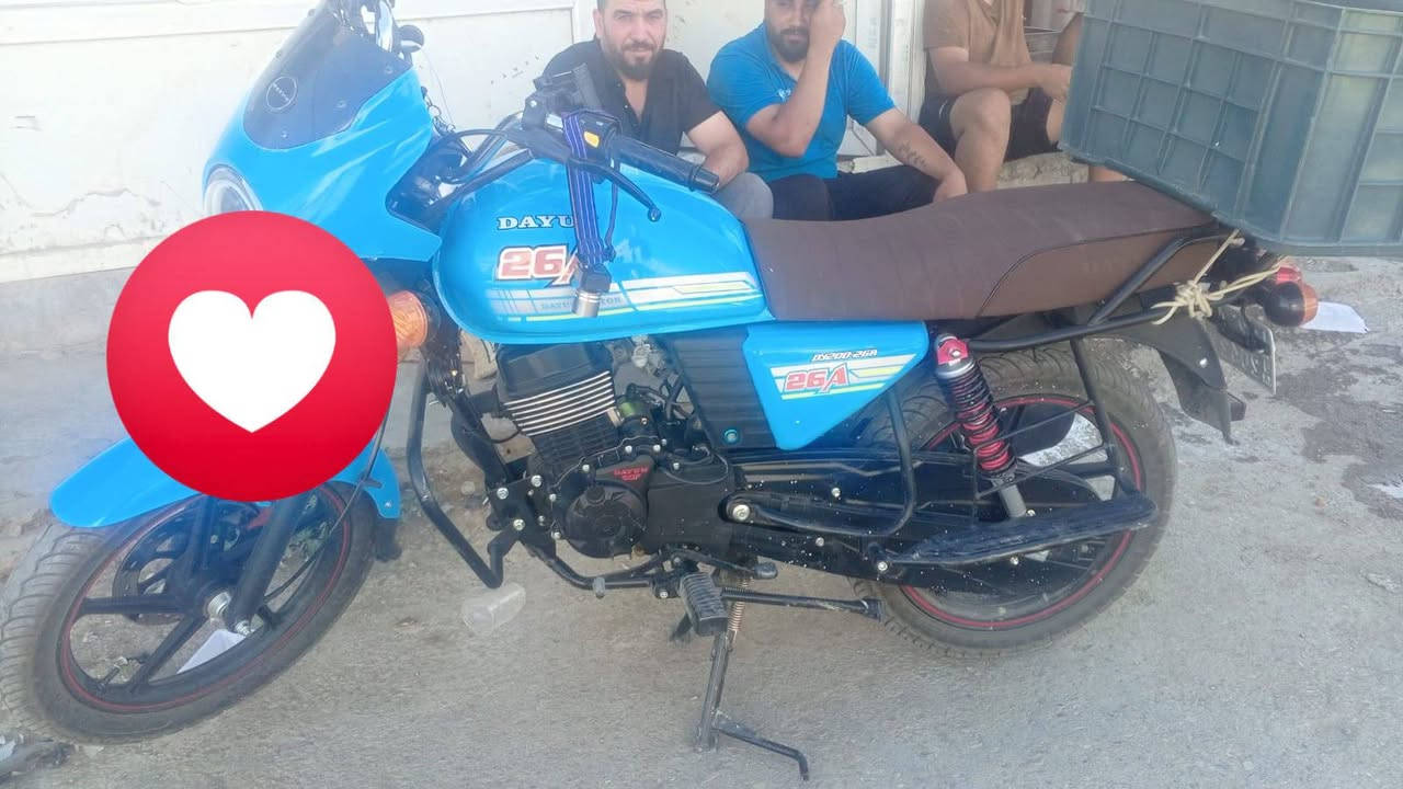 مكلف بنشر  سلام عليكم دايون مرقم الواحات ٢ دراجه جديده صار شهر من شتراهة صاحبهة بعدهة جديده ***********
