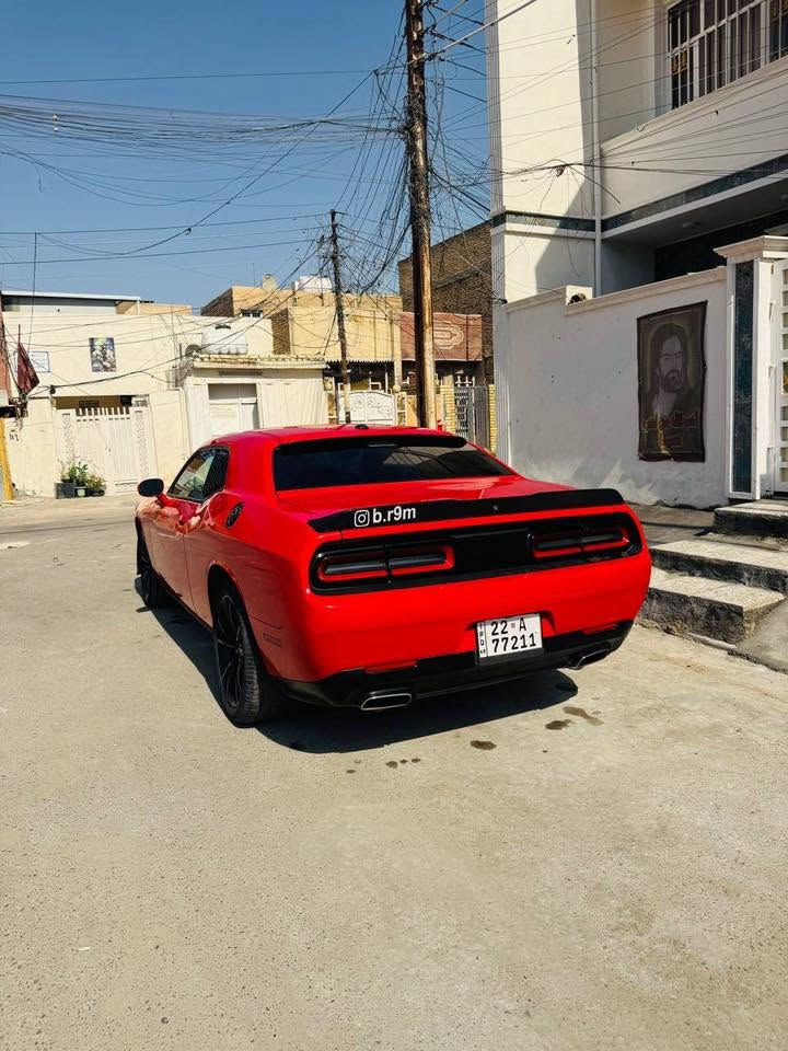 سلام عليكم جالنجر موديل ٢٠١٨. لون برتقالي  رقم الشاصي
2C3CDZAG9JH271173

 وصار بيهه صبغ. بل عراق اثر طخطخات. سياره ماشيه ١٢٠. سياره نضيفه  

السعر ١٤٥ وبيهه مجال 

تفاصيل اكثر واتساب ***********
