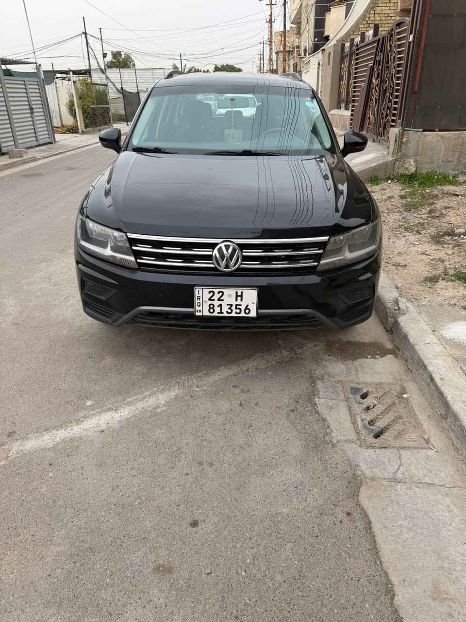 فولكس واغن ( تيغوان )
موديل  : 2021
المواصفات : S. ( العاديه ) 
المحرك : 2.0  TSI
🔵 ماشيه : 61,000 ميل 
🔸 شاشه ( ابل كار بلي ، اندرويد اوتو )
🔸 كامره خلفيه 
🔸تدفأه مقاعد 
🔸 تحكمات بالستيرن كامله 
🔸مثيت سرعه 
🔸كشنات قماش 

🔴 وارد كندي 
🔹 الضرر : الجاملغ الامامي سرقه + بارد باب السايق من كندا 
+ بارد بالجاملغ الخلفي مصلح وكامل 
💵 السعر : 175 $
مكاني بغداد + فلوجه 
للتواصل 
*********** / ***********
