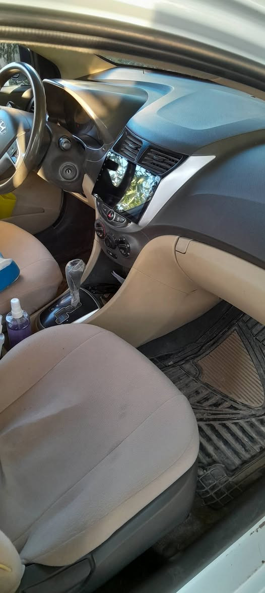 اكسنت 15خليجي فول 1600رقم بابل انكليزي باسمي ضرر قطعه واحده صبغ باب خلف السائق وشبر بارد بالبوند سعر 105 قفل هاتف *********** او *********** مكاني الحله
