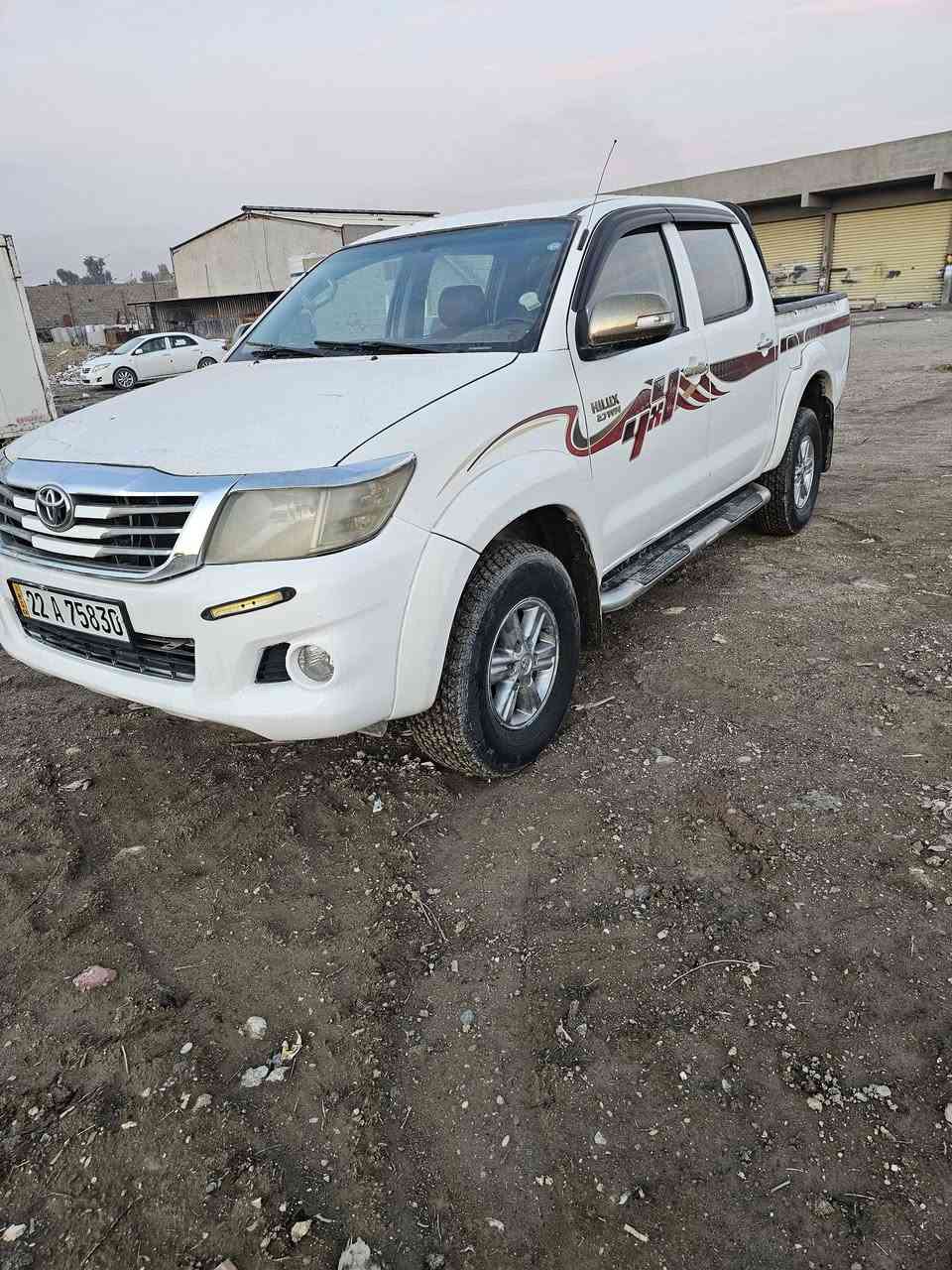 تۆیۆتا هایلوکس ، مرزیە
بۆ فرۆشتن تۆیۆتا هایلوکس ، مرزیە 
***********
مۆدیل2009 گێڕ عـــــادی 
ناوسۆر سعودی دەبل ئەکسل 
سوبخ عام بێلێدان شکل کڕاوە 2013
سعر 138
