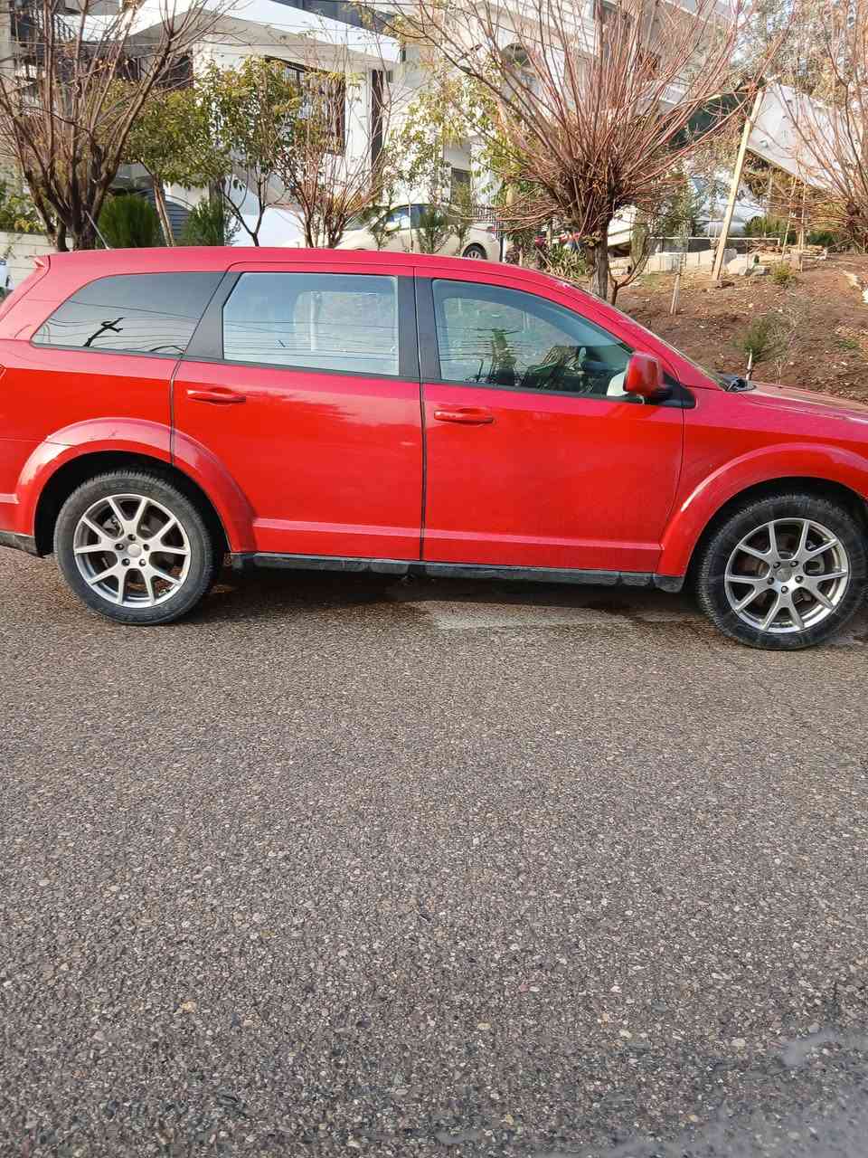 السلام عليكم إخواني
جورني موديل 2017 السيارة GT يعني فول مواصفات 
الجناي للجورني يعرف شنو يعني ال GT 
السيارة حادثها ورقم الشاصي موضح بالصور 
المواصفات :
" بصمة( تشغيل + أبواب عدد 2 + صندوق ) .
" كشن جلد أبو الخط الأحمر فقط في الGT .
" كشن تدفئة السائق مع الكشن الأمامي مع ستيرن تدفئة مع مراية جانبية عدد 2 تدفئة .
" محرك 3600 ستة سيلندر المحرك والكير بلاد ما مفتوح شرط و بوضعية جدآ ممتازه .
" بالنسبة لصبغ السيارة فقط جاملغ جهة السائق والجاملغ ( أصلي ) شرط ولكن كان غير لون والبنيد مع الدعامية الأمامية أصلي نفس اللون  .
" سبعة راكب أصلي بلادي مو تحوير  .
" تبريد مركزي ثلاث قطع ثلج وبدون حماوة بالصيف شرط لأن بدلت ولف حماوة مال أوباما (85) مع جوزة حماوة (85) والراديتر هي جديدة أصلا يعني أنسى شي اسمه حماوة بالصيف الحمد لله .
" فتحة سلايد روف في القمارة .
" كامرة خلفية بلادية مو تحوير  .
" تخم تاير جديد مع صدر أمامي و خلفي كامل مع الدبلات كله تبديل جديد .
" السيارة بإسمي شخصيآ وشرط التحويل والسنوية لغاية عام 2030 .
" السعر (145) ورقة مع مجال قليل .
" الإتصال *********** .
