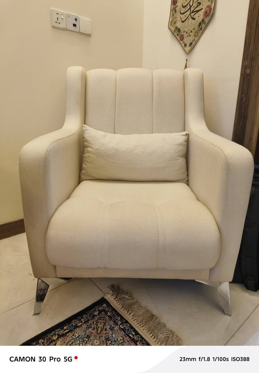 السلام عليكم تخم تركي أصلي قماش مخمل جديد جدا عشر مقاعد الدورة الجمعية ***********
