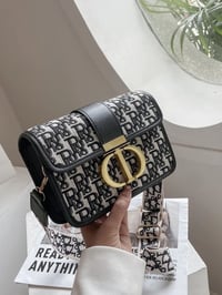 جنطة • ناعمة • مميزة