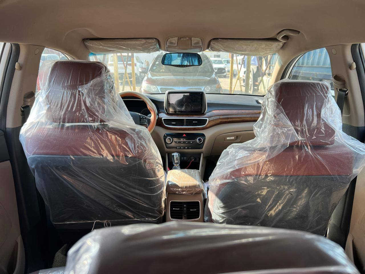 موديل 19 خليجي شركة الكاصد 5 عدسات زنون كشن كهرباء اشارت ترحيب محرك 2000 دوش داخل صاج كشنات جلد رقم بغداد للتواصل ***********
