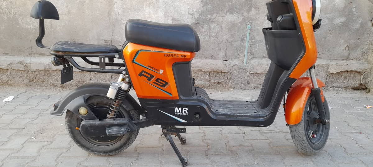 السلام عليكم متاح R9 2025 دراجه نضيفه كلشي شغال بيه ماعده الدوسه الكدام بيه كسر مكاني هارثه دور معمل ورق 
السعر ٣٢٥ وبيه مجال


**إذا كنت صاحب هذا الإعلان وتريد حذفه لأي سبب، رجاءا أرسل رسالة إلى الدعم الفني**