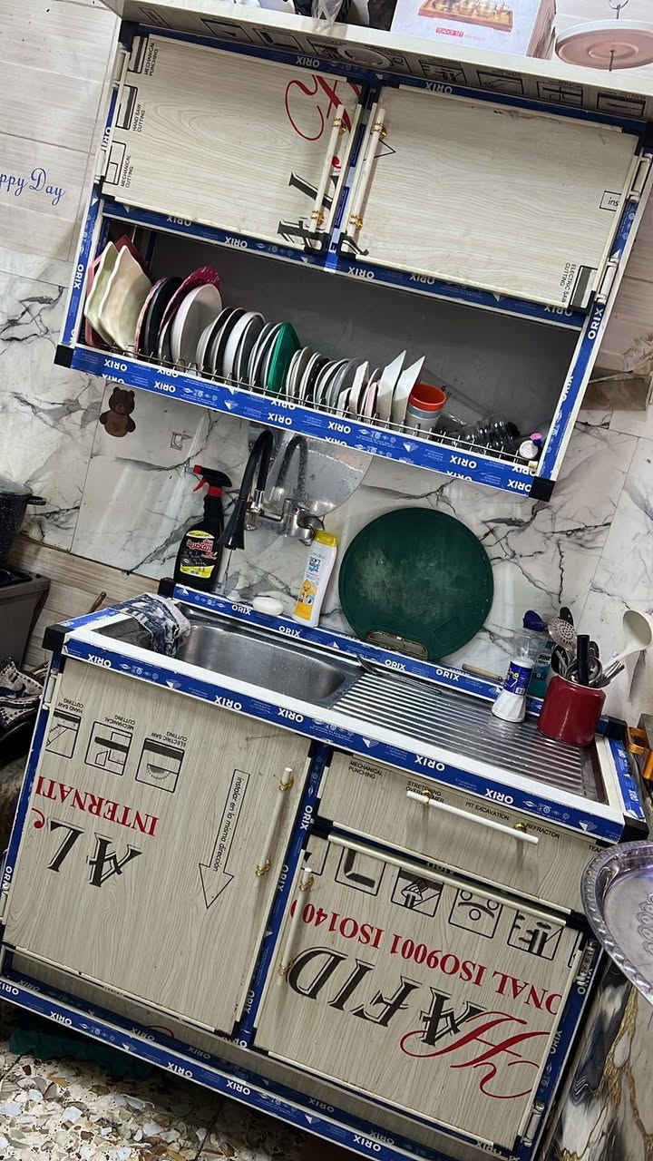 غراض مستعمله مستعجل عل بيعتهن ثلاجه  200/طباخ ابو 4ع/2ثنين سعر 125/كونتر ثنينهن 250/غساله حجم صغير 50/

***********هذه رقمي بدون عمله
