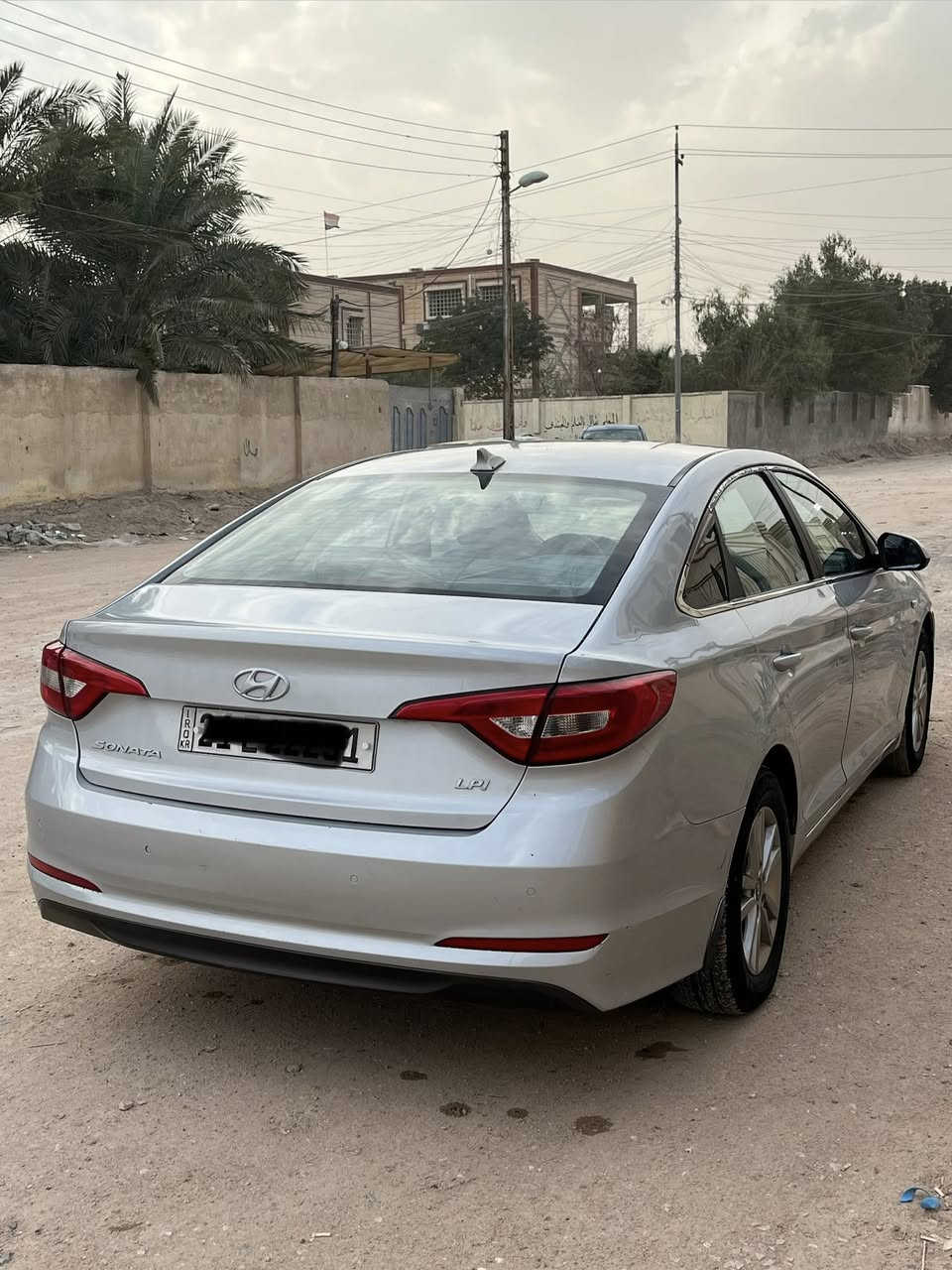 سوناتا ادوات موديل( 17) كص جنطه دخول جديد السياره زيرو تجي تشوف شوف العين مكينه وكير بل كارتون غاز اصل انسه صرف لايت زنون مري شفط السياره بل باكيت حداد 100/100 ما اكلك 99 بل كارتون والله مكان سياره بصرة سعر (55) وبيها مجال قليل ماكو هيج سعر ***********
