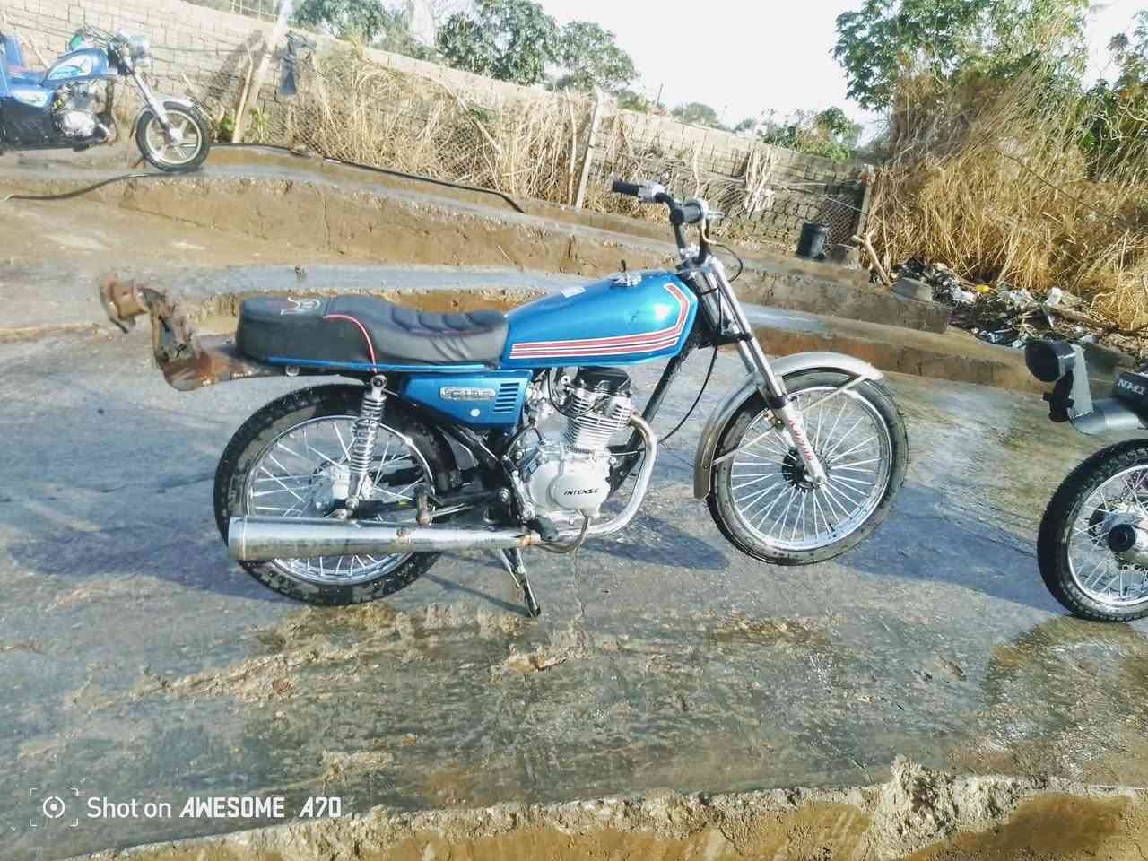 السلام عليكم  يولد. دراجه   لبيع. دراجه. تعمير. 26 مكينه انتنس  القبق السود. الصلي.  وراق صولي  الشاصي مديل. 12 مال. ارشه. السعر. 900 وبيه. مجال لشراي.  وللعلم المكينه ما. ساحكه مكينه جديده  خاص. مفتوح


**إذا كنت صاحب هذا الإعلان وتريد حذفه لأي سبب، رجاءا أرسل رسالة إلى الدعم الفني**