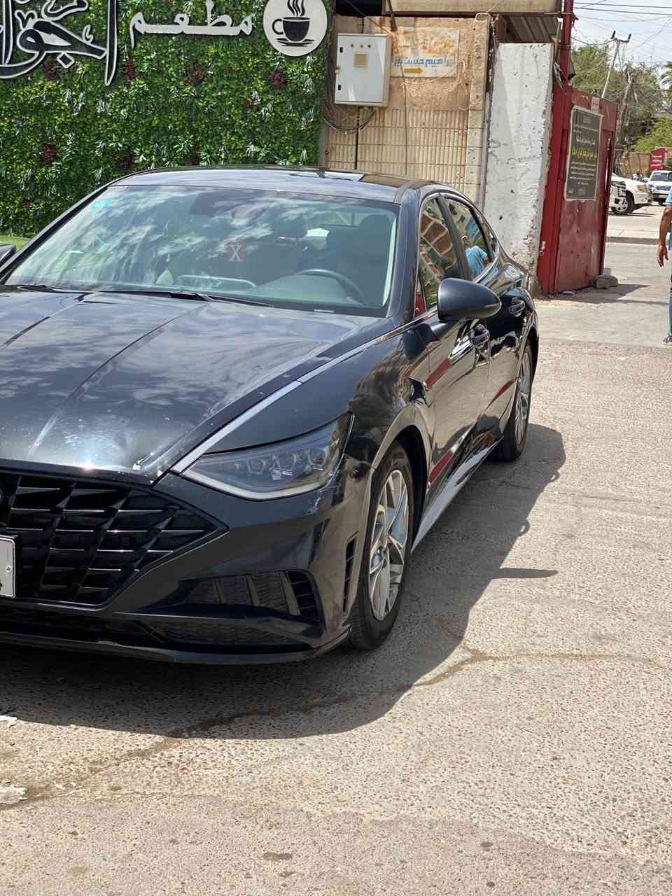 السلام عليكم اخوان سوناتا موديل2023 وراد امريكي اللون حبري ثلاث قطع صبغ شرط بدون ايرباك ولا شاطي رقم بغداد السياره نظيفه   السعر 183000 دولار  وبيها مجال للشراي للاستفسار الاتصال ع الرقم *********** وتساب
