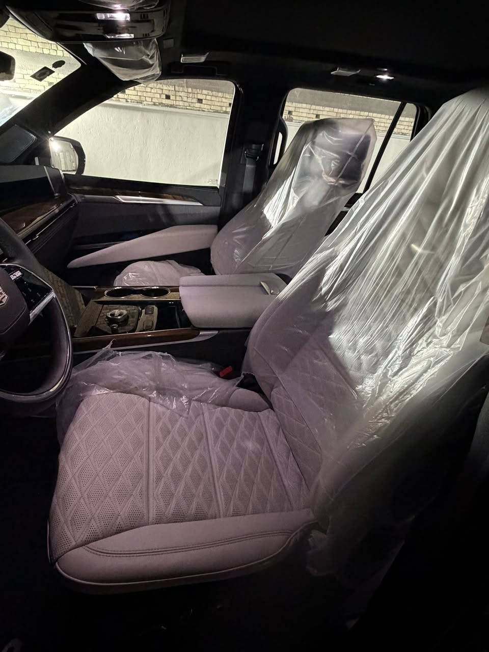 كاديلاك 2025 رقم بغداد مغلفه نانو ماشيه 100 كيلو للاستفسار ***********
