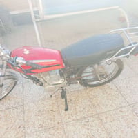 دراجات عدد 2الحمره كاطعه نار من الملف والثانيه بيهه خيط تبخير وياهن غر...