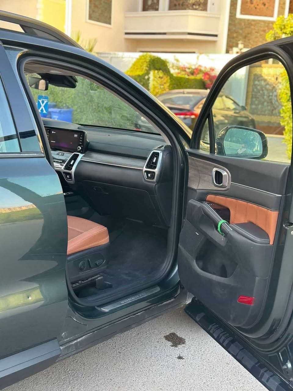 السلام عليكم
سورنتو ٢٠٢٢ فول مواصفات 1/1
مرقم بغداد السياره حادثها موضح بالصوره مبدل فقط البنيد
ماشيه 80 الف كيلو 
السعر 244 وبيها مجال

‭٠٧٨٠ ٤١٠ ٠٩٥٠‬
