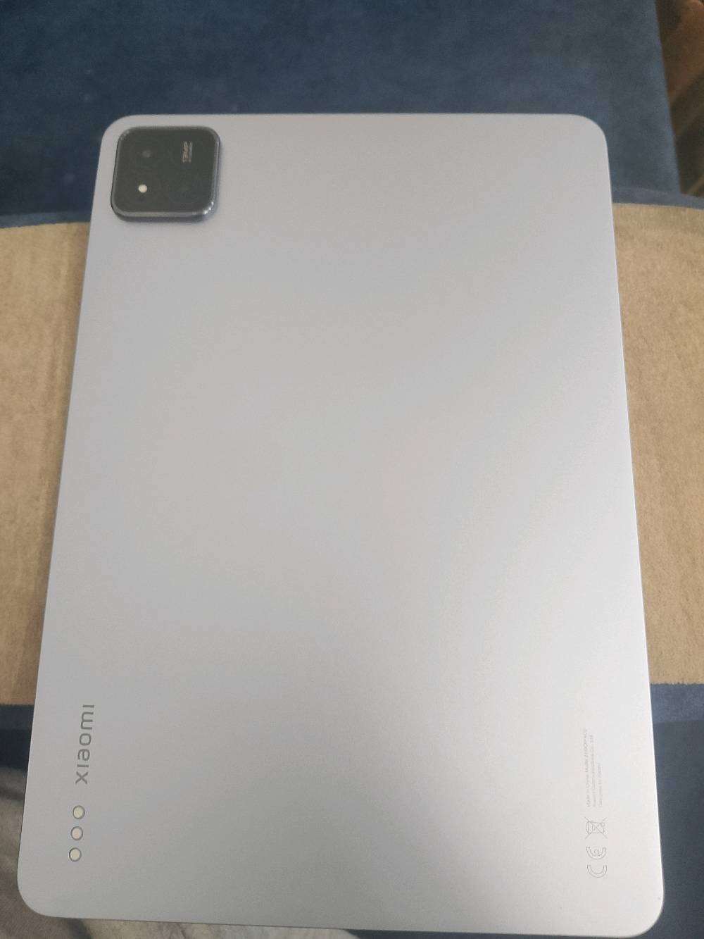 للبيع شاومي باد 7 ذاكرة 256 نسخة رام 12 شاشة 144 هرتز بطارية 8850 ملي امبير معالج سناب دراغون 7بلاس الجهاز كلش نظيف بلادي على وضع الوكالة مستعمل فترة قليلة 
السعر 450 الف وبي مجال بسيط 
***********
***********