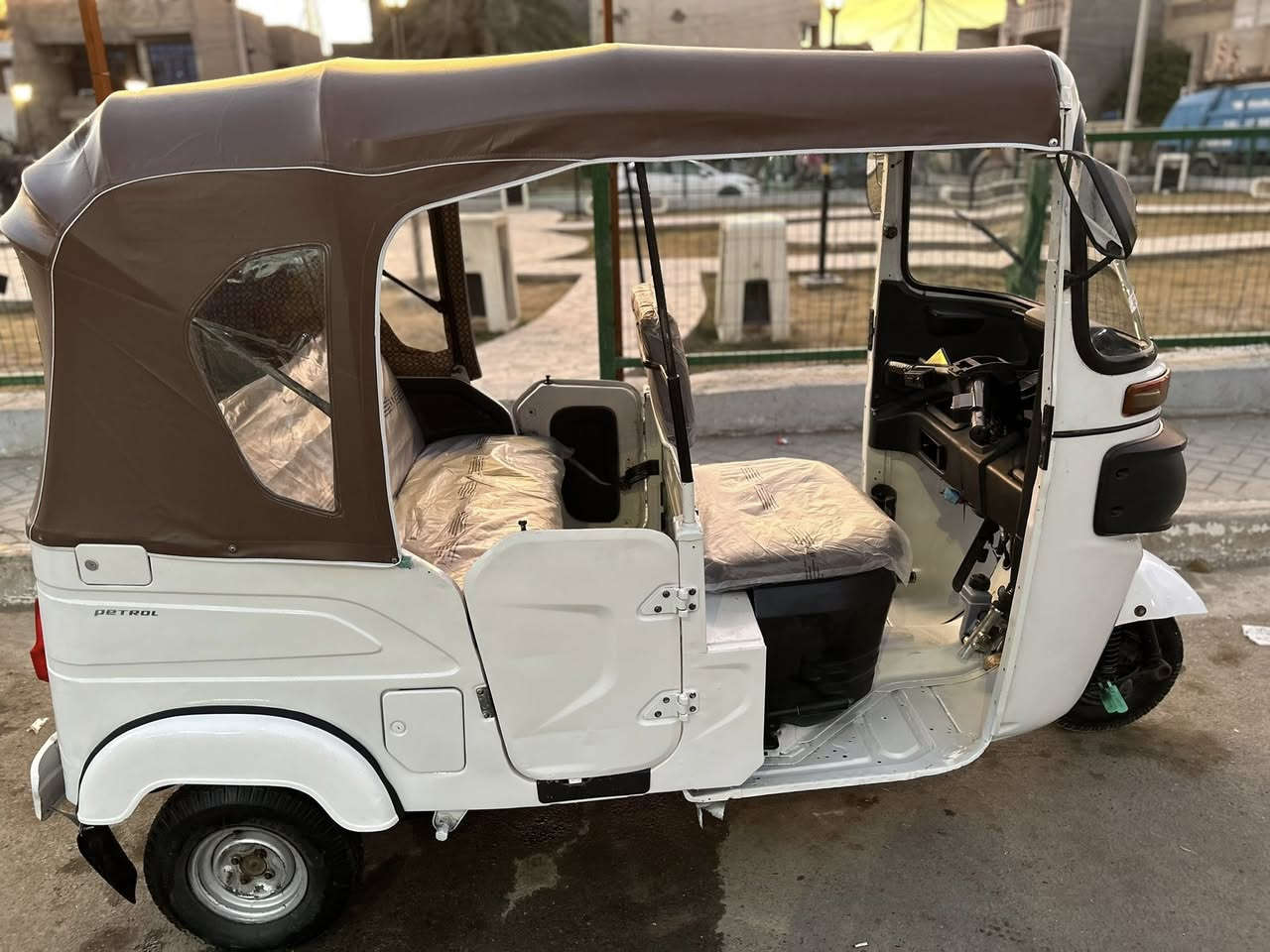 تكتك 2021 شهر ال11 للبيع تكتك نظيفة خير من الله مكينة اكسل مكفولات كشر نظيف بي طخطخة صغيرة مصلحة على بارد تكتك مصبوغة احزام جمالية  الشراي هذا رقمي *********** للشراي اتصل ونتفاهم على سعر
