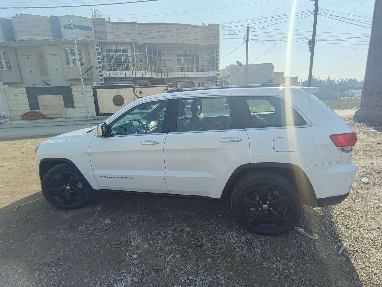 للبيع للبيع

جيب GRAND CHEROKEE وارد اميركي

موديل / 2015

السياره فول فول مواصفات 

ماشيه 168 ألف كم 

1- فتحه صقف 

2-كشنات كهرباء 

3- كشنات تدفئه وتبريد 

4-تدفئه بالاستيرن 

5-ويل نجمه 

6-شفتات بالاستيرن 

7- مري هيتر 

8- جنطه كهرباء 

9- حساسات خلفيه واماميه 

10- كشنات ٣ وضعيات خزن 

السياره بيها هواي مواصفات والسياره جديده مابيها نقص برغي 
للاستفسار الاتصال على الرقم : ***********

