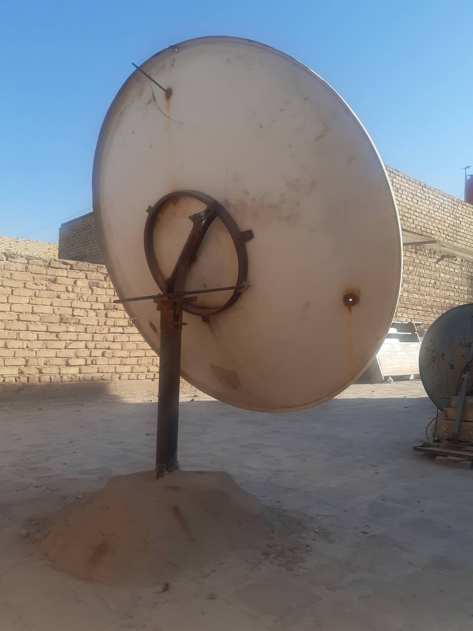 للبيح صحن حجم 150 مع 3شياش مكاني بابل


**إذا كنت صاحب هذا الإعلان وتريد حذفه لأي سبب، رجاءا أرسل رسالة إلى الدعم الفني**