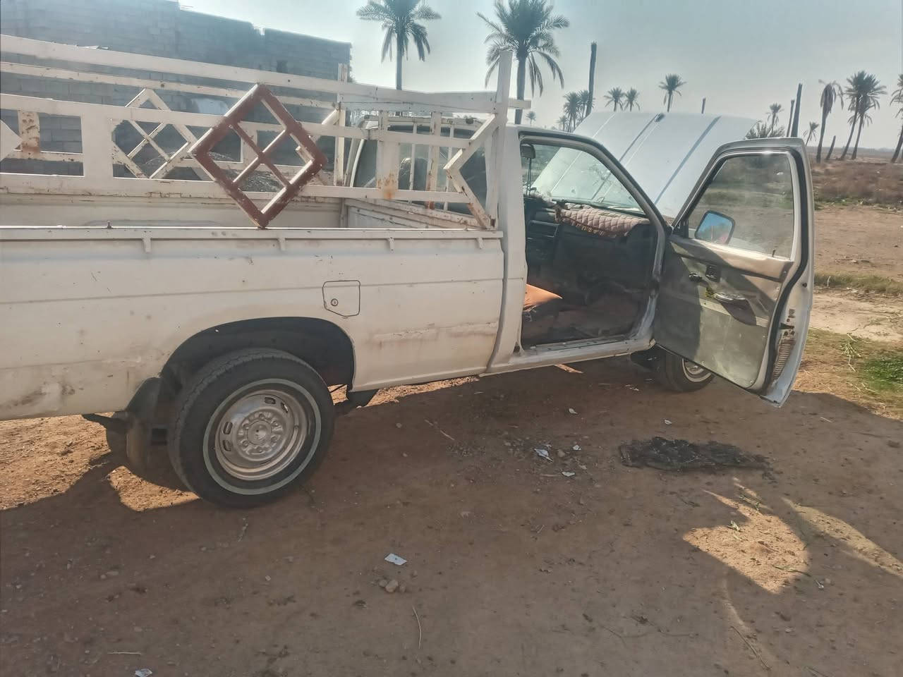 سياره البيع بيكم نسيان موديل ١٩٩١ مكان ديالى تقاطع الوجهية تصال على هذا الرقم ***********
