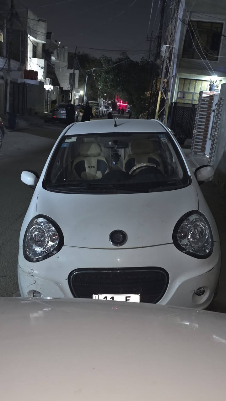 سلام وعليكم بانده الفين13 سياره شغاله تبريد شغاله سياره كلشي مابيه بس طختين بل باب رقم جديد وهزه جديده سعر44وبيه مجال مكانه بغداد بلديات رقم الهاتف***********
